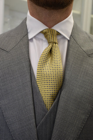 Light Gold Geometric Patterned Silk Neck Tie