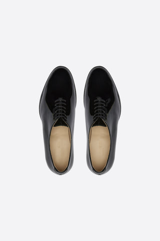 Round Whole cut Patent Shoe