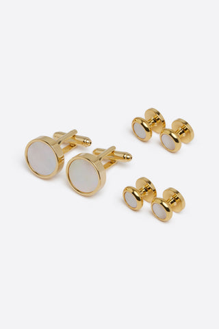 Mother of pearl cufflinks with studds